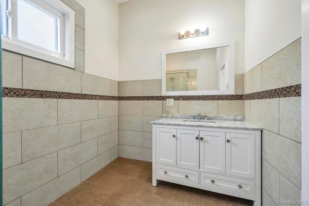 #15 photo, 25 Virginia Avenue, नासाउ काउंटी Plainview , NY 11803