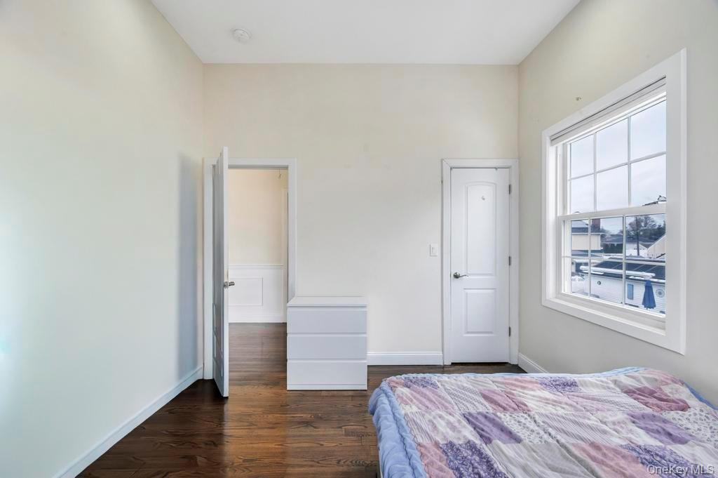 #20 photo, 25 Virginia Avenue, नासाउ काउंटी Plainview , NY 11803