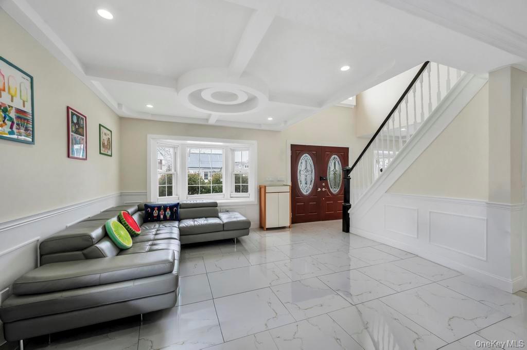 #5 photo, 25 Virginia Avenue, नासाउ काउंटी Plainview , NY 11803