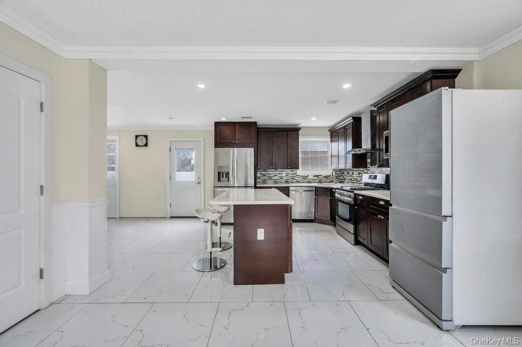 #8 photo, 25 Virginia Avenue, नासाउ काउंटी Plainview , NY 11803