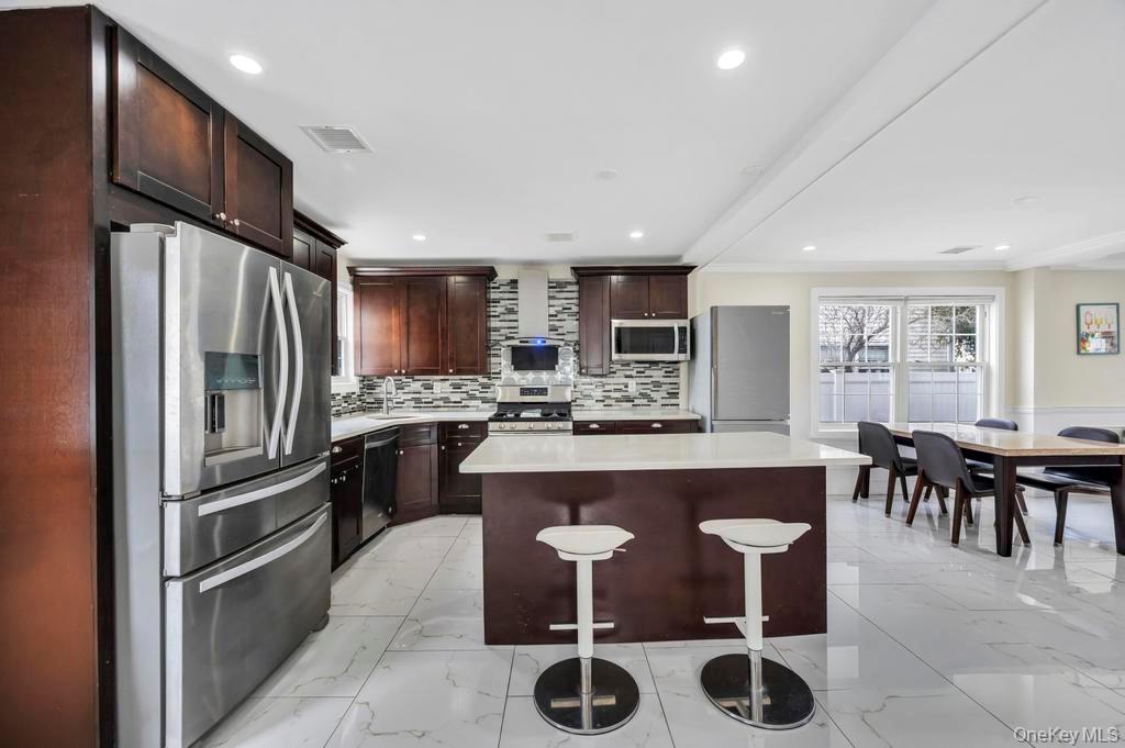 #9 photo, 25 Virginia Avenue, नासाउ काउंटी Plainview , NY 11803