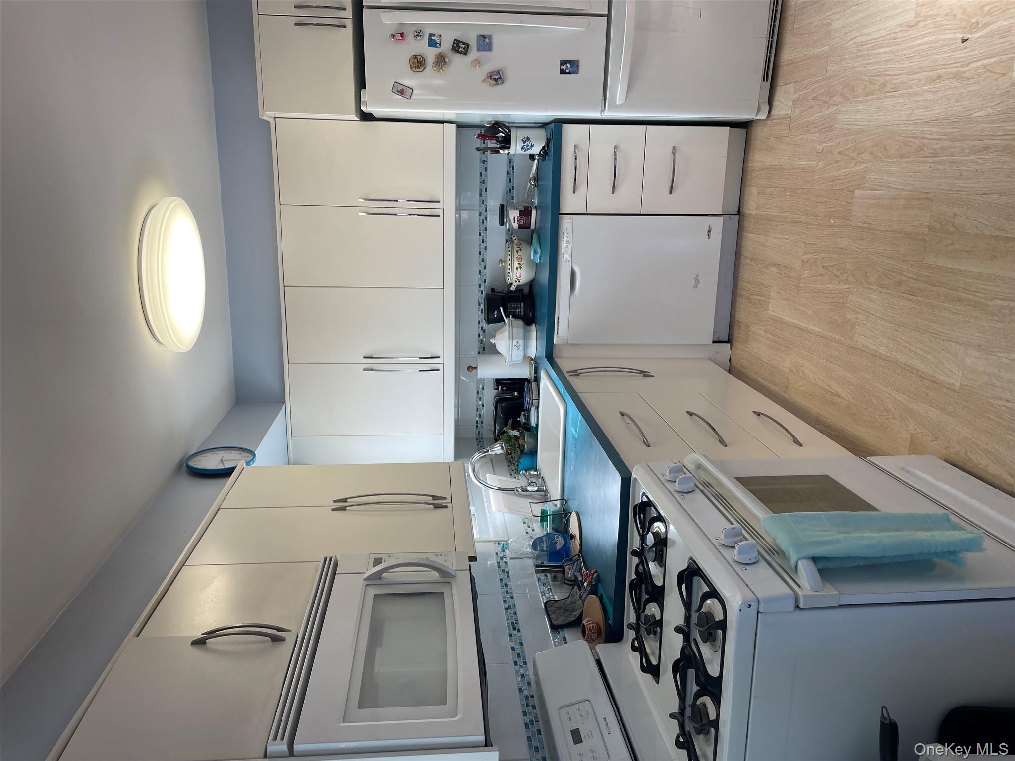 #4 photo, 15458 20th Road, Куинс ‖ Whitestone , NY 11357