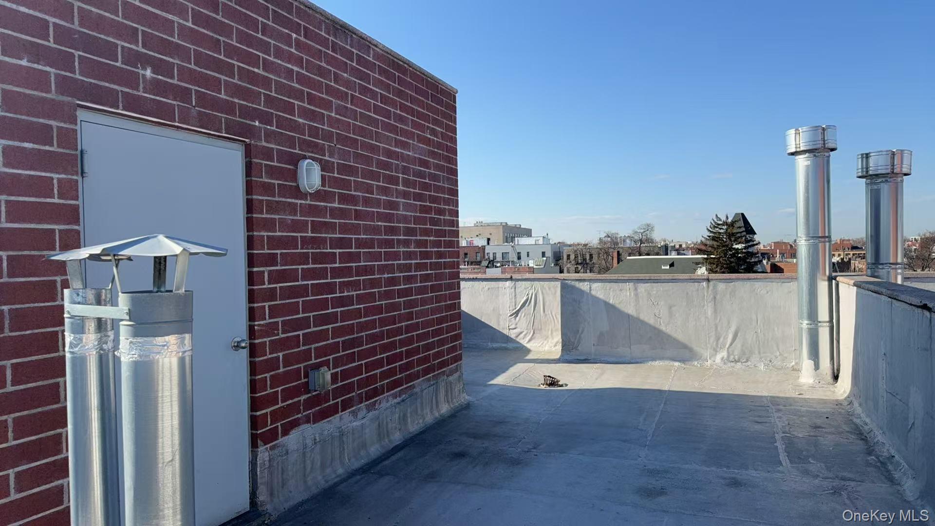 #11 photo, 101-16 43rd Avenue, 뉴욕퀸즈 Corona , NY 11368