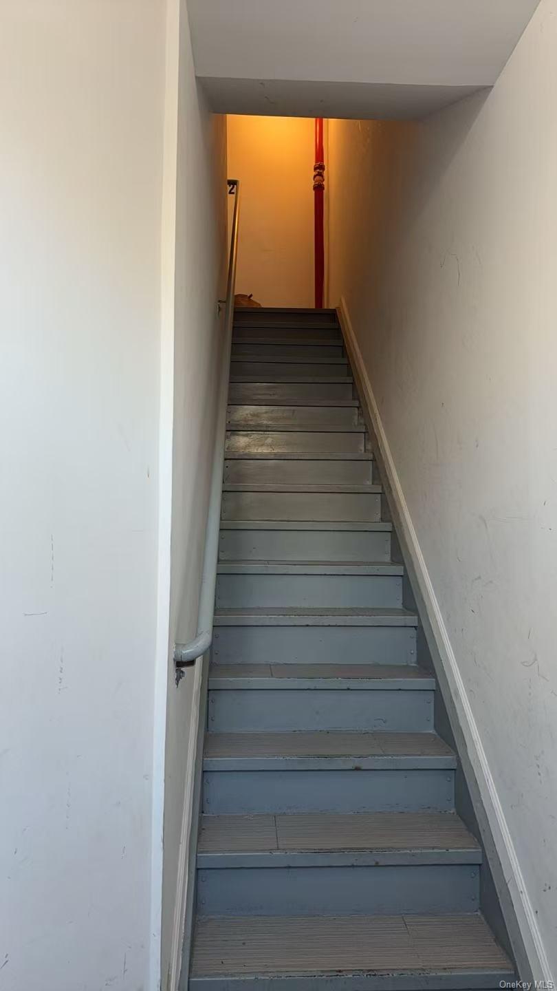 #7 photo, 101-16 43rd Avenue, 뉴욕퀸즈 Corona , NY 11368