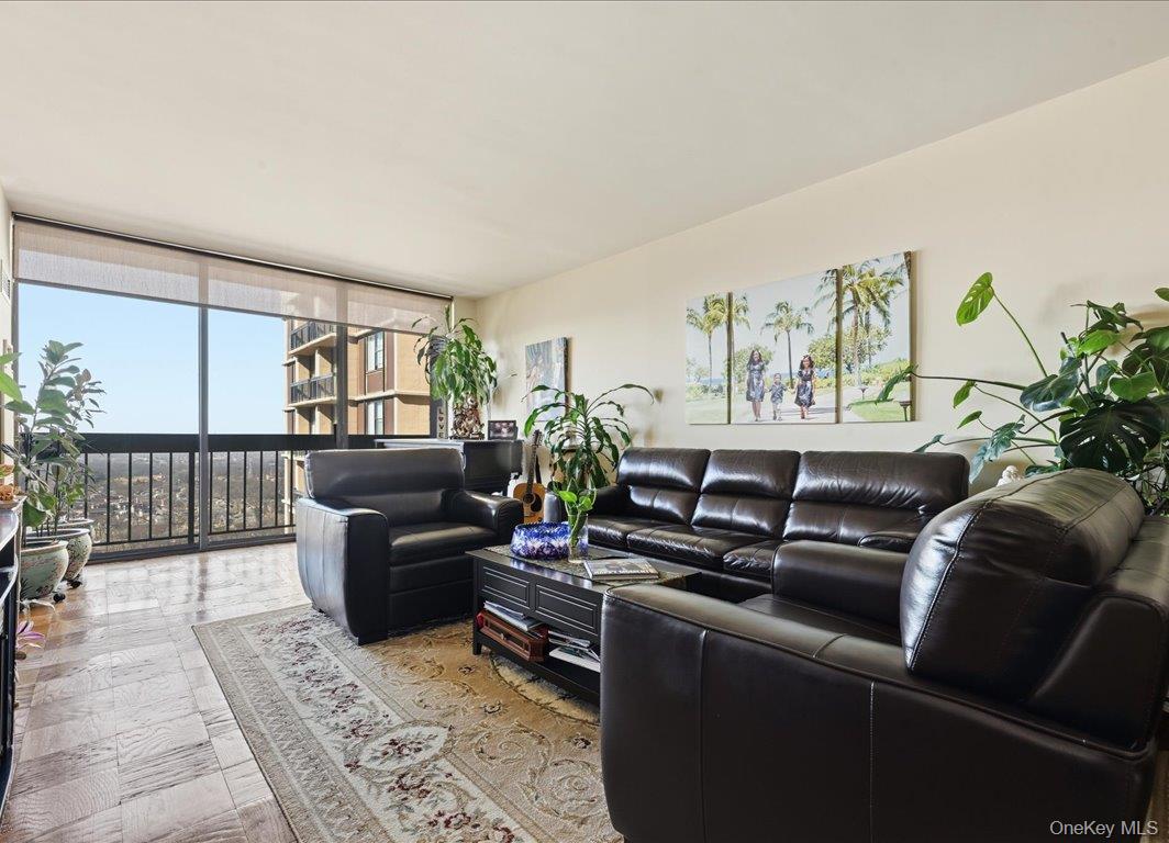 #4 photo, 26910 Grand Central Parkway, كوينز Floral Park , NY 11005