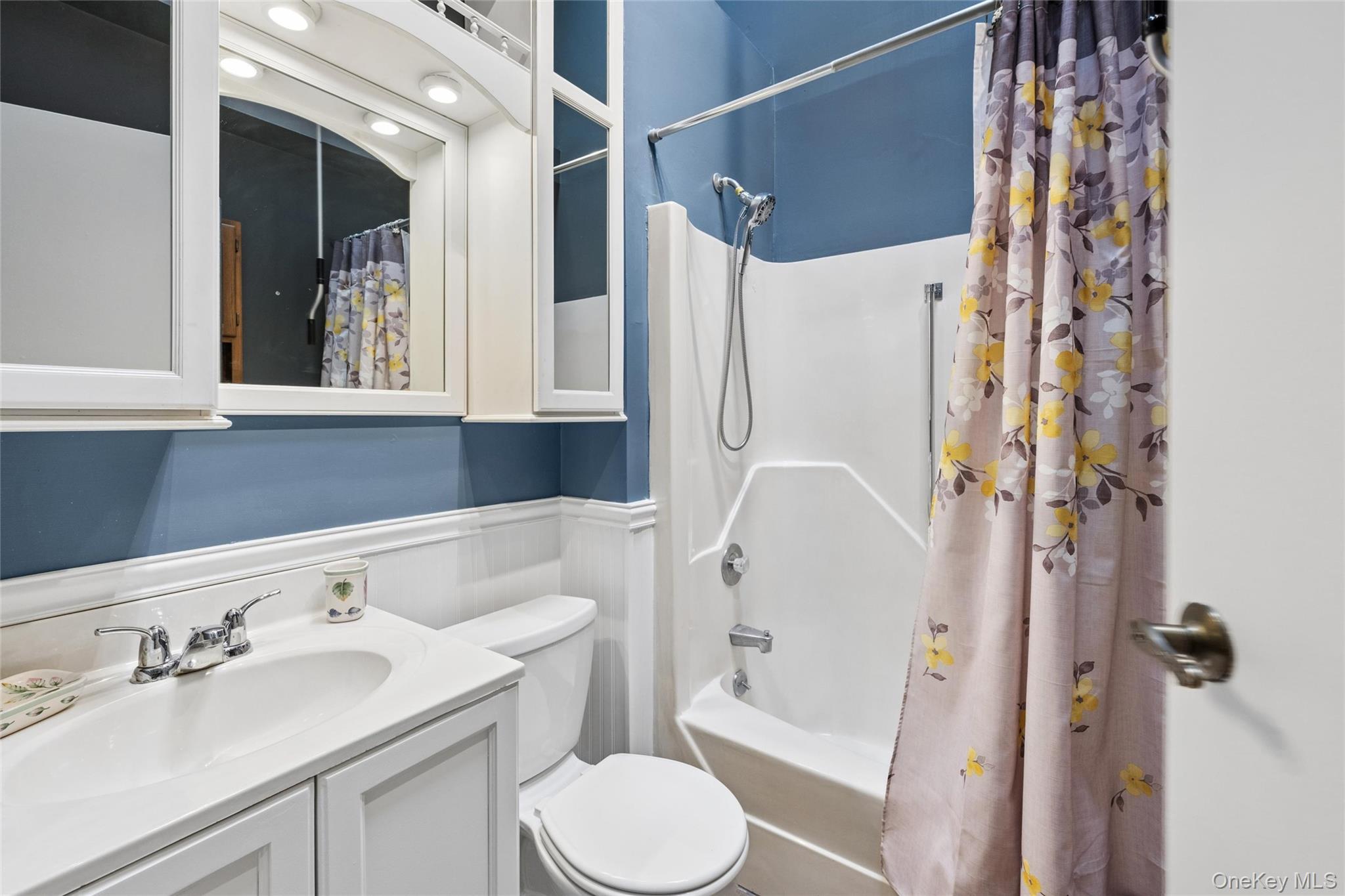 #15 photo, 25 Freemont Lane, Coram , NY 11727