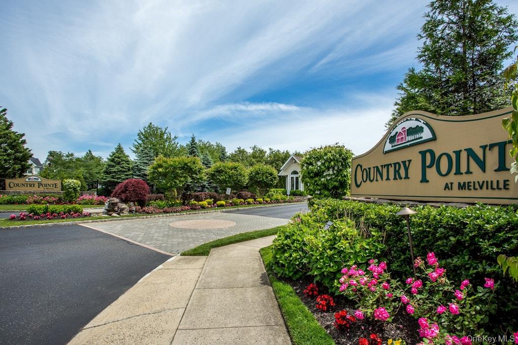 #2 photo, 128 Cinnamon Court, Melville , NY 11747