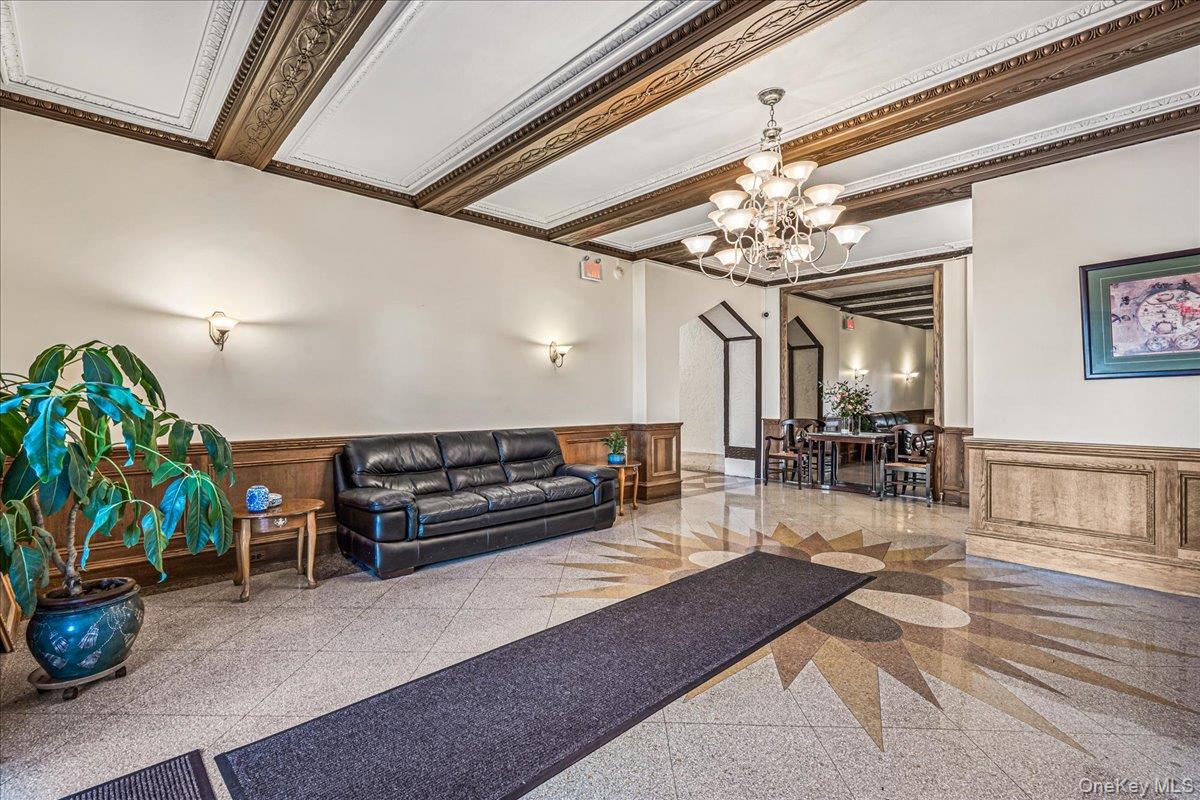 #12 photo, 37 Brompton Road, ग्रेट नेक Great Neck , NY 11021