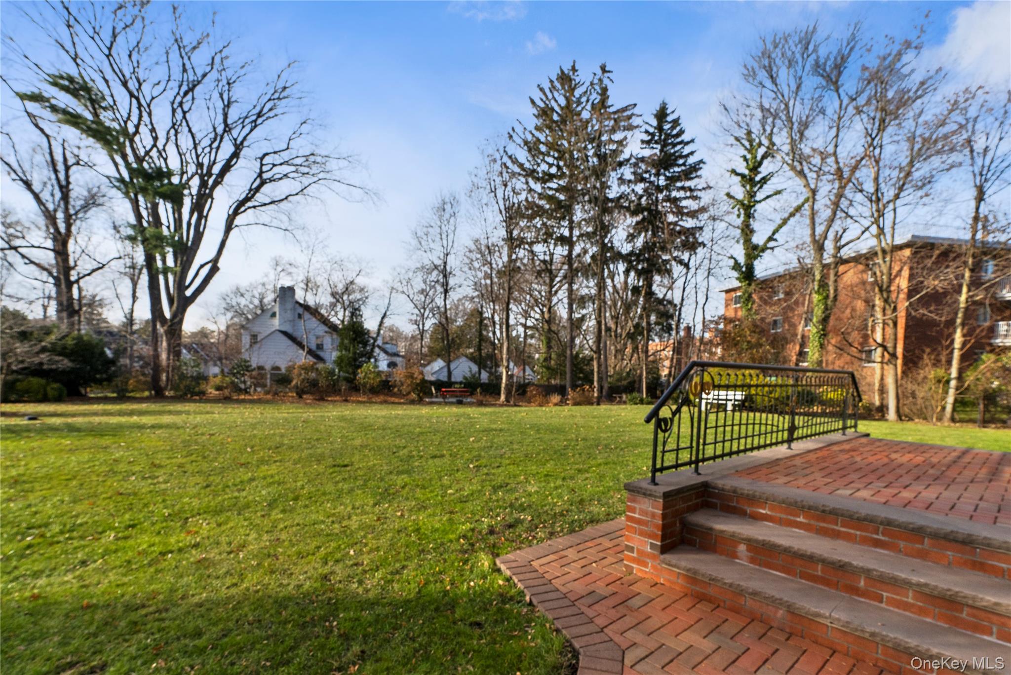 #13 photo, 37 Brompton Road, ग्रेट नेक Great Neck , NY 11021