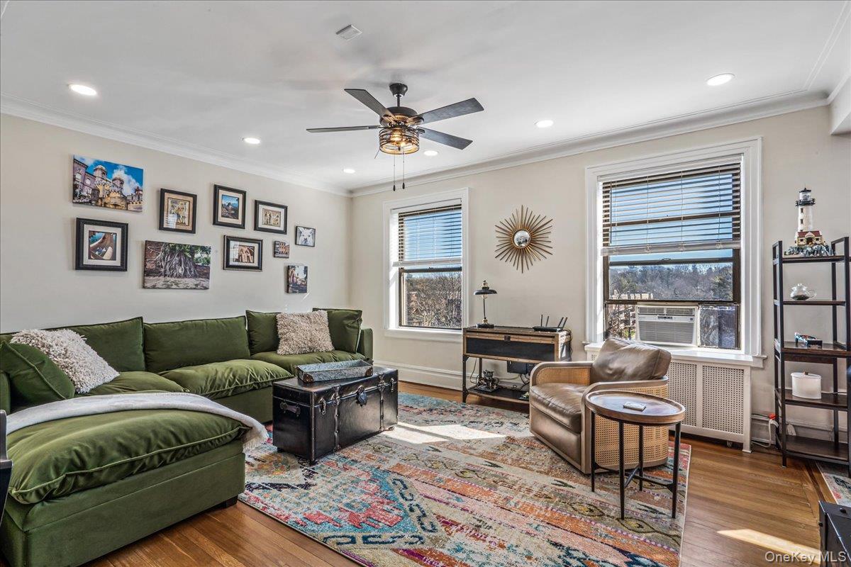 #5 photo, 37 Brompton Road, ग्रेट नेक Great Neck , NY 11021