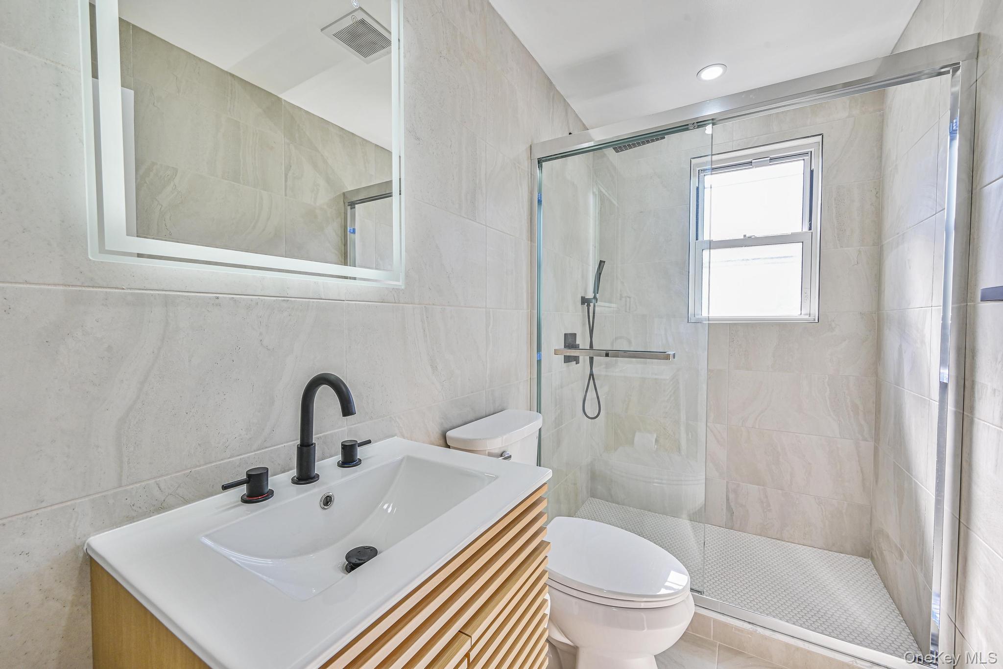 #13 photo, 108 N Forest Avenue, מחוז נסאו Rockville Centre , NY 11570