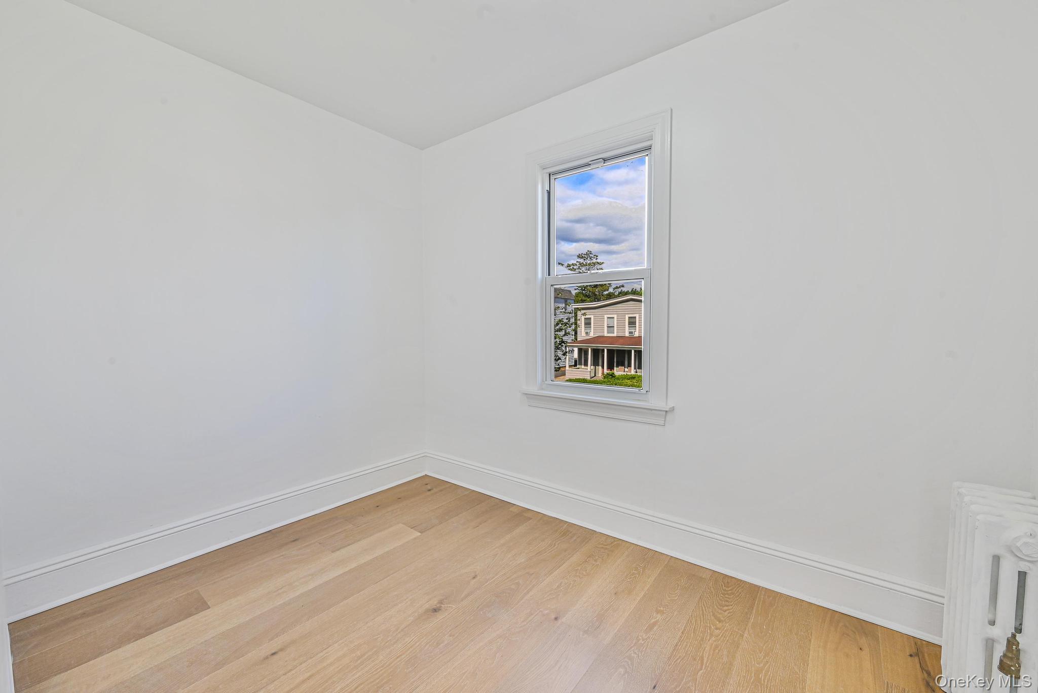 #15 photo, 108 N Forest Avenue, מחוז נסאו Rockville Centre , NY 11570