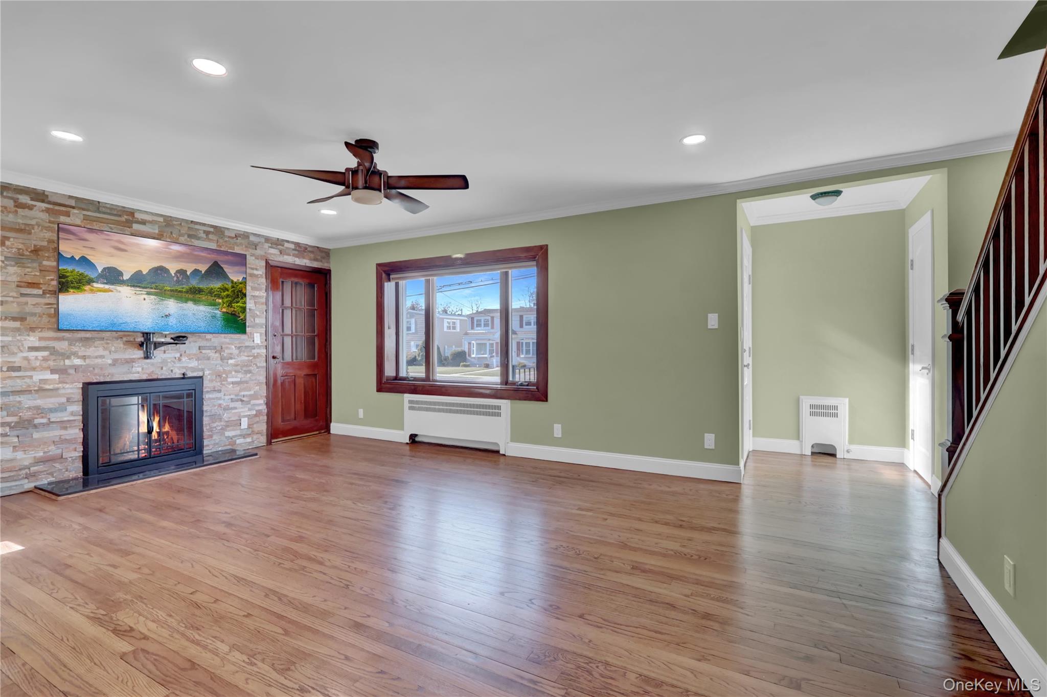 #9 photo, 45 Gregory Avenue, Нассау ‖ Merrick , NY 11566