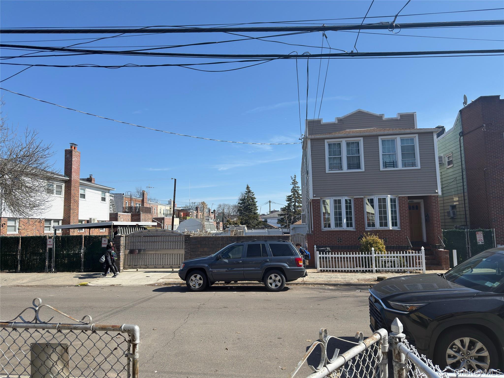 #1 photo, 136-15 Whitelaw Street, Куинс ‖ Ozone Park , NY 11417