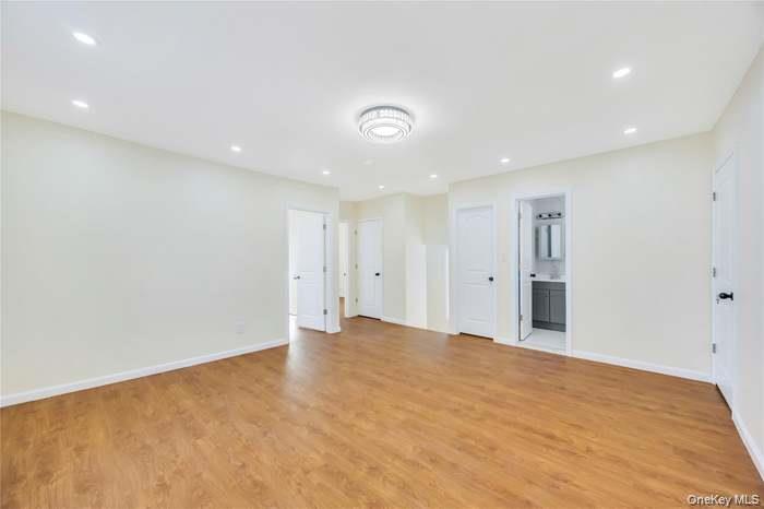 #6 photo, 100-35 204th Street, 皇后区 Hollis , NY 11423