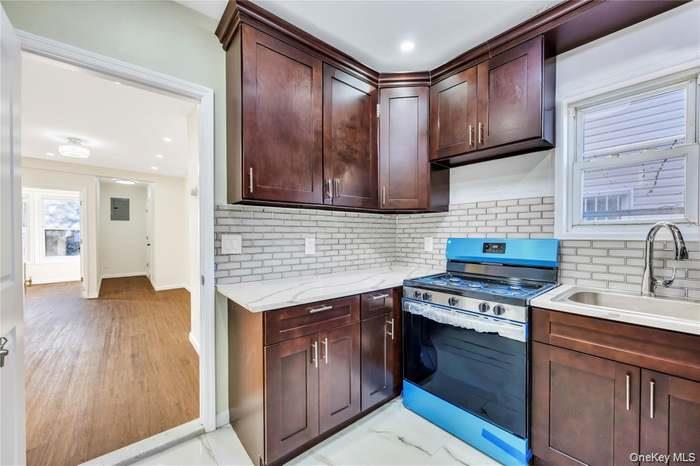 #9 photo, 100-35 204th Street, 皇后区 Hollis , NY 11423