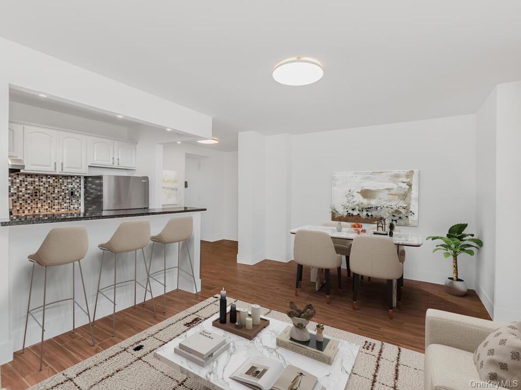 #2 photo, 581 Academy Street, מנהטן New York (Manhattan) , NY 10034