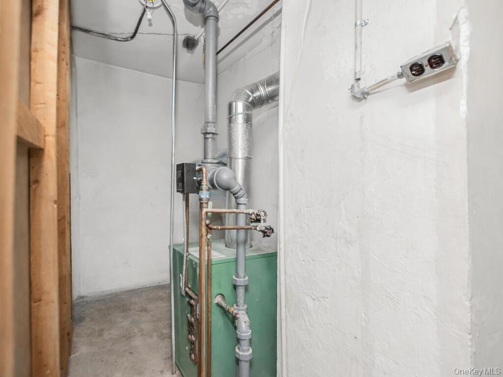 #10 photo, 986 Neill Avenue, Bronx , NY 10462