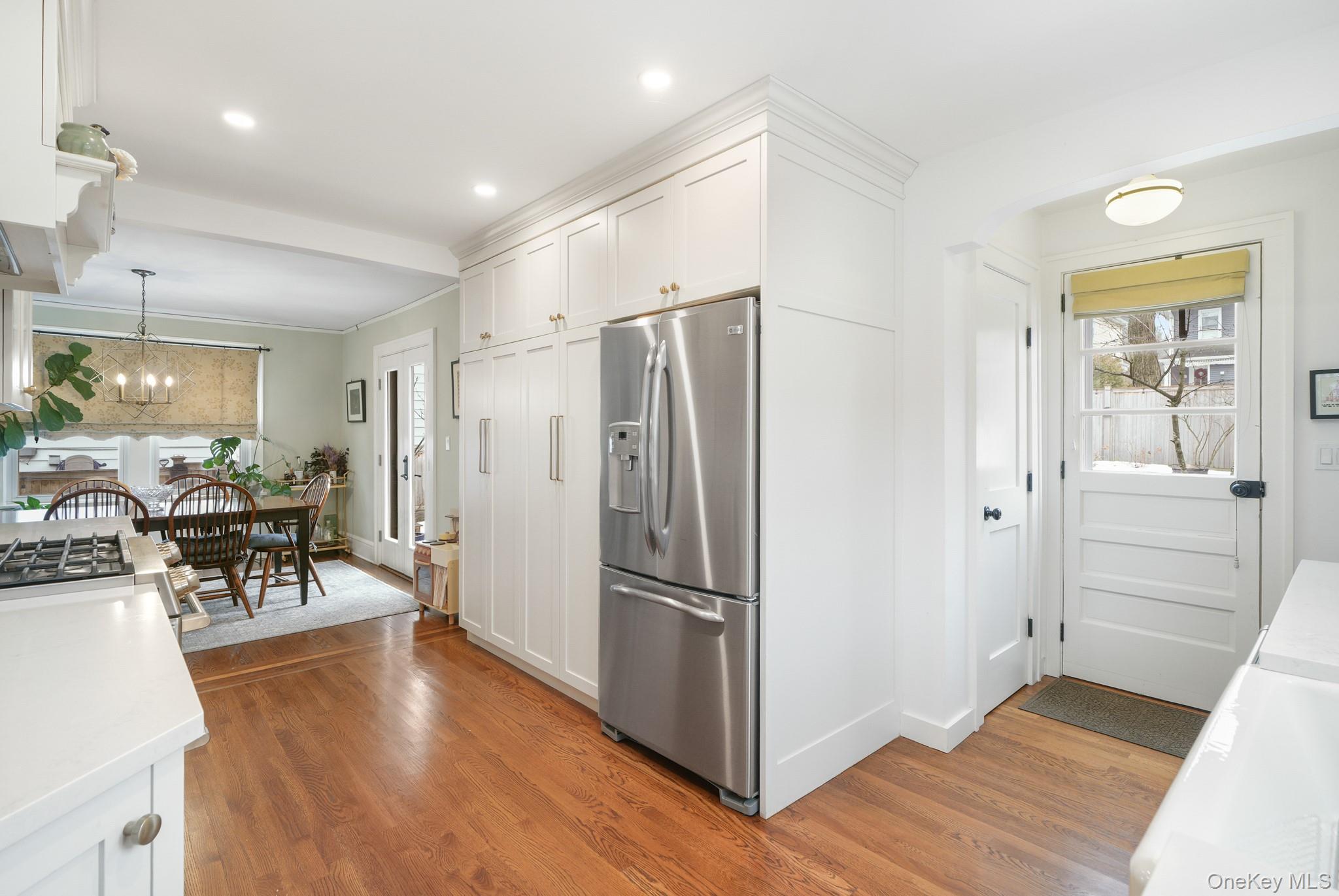 #14 photo, 54 Lakeview Avenue, Hartsdale , NY 10530