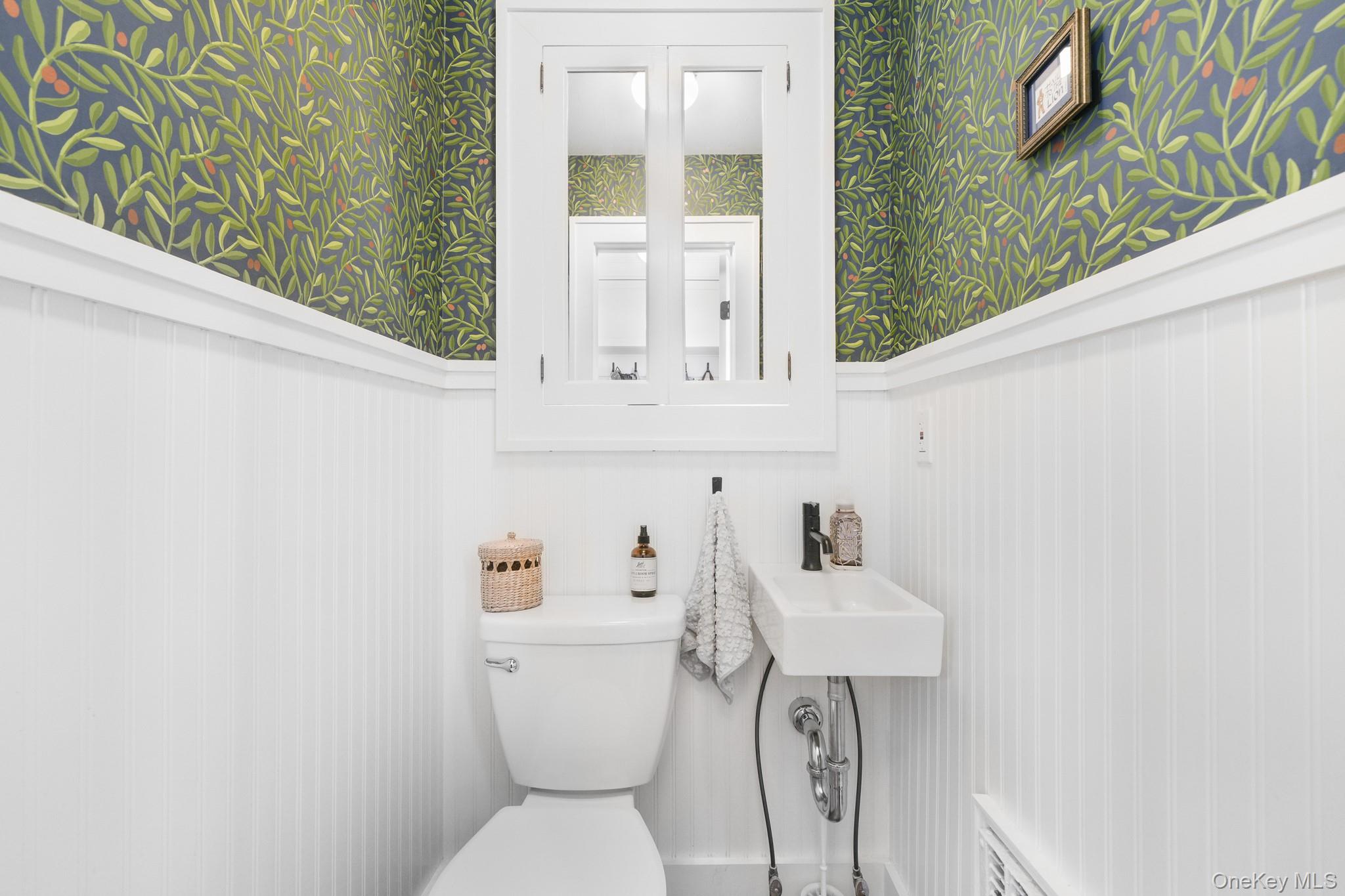 #16 photo, 54 Lakeview Avenue, Hartsdale , NY 10530