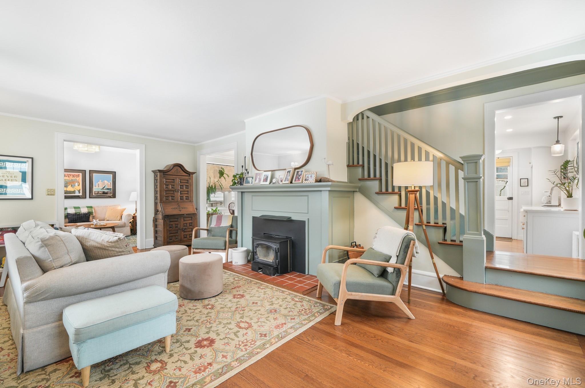 #3 photo, 54 Lakeview Avenue, Hartsdale , NY 10530