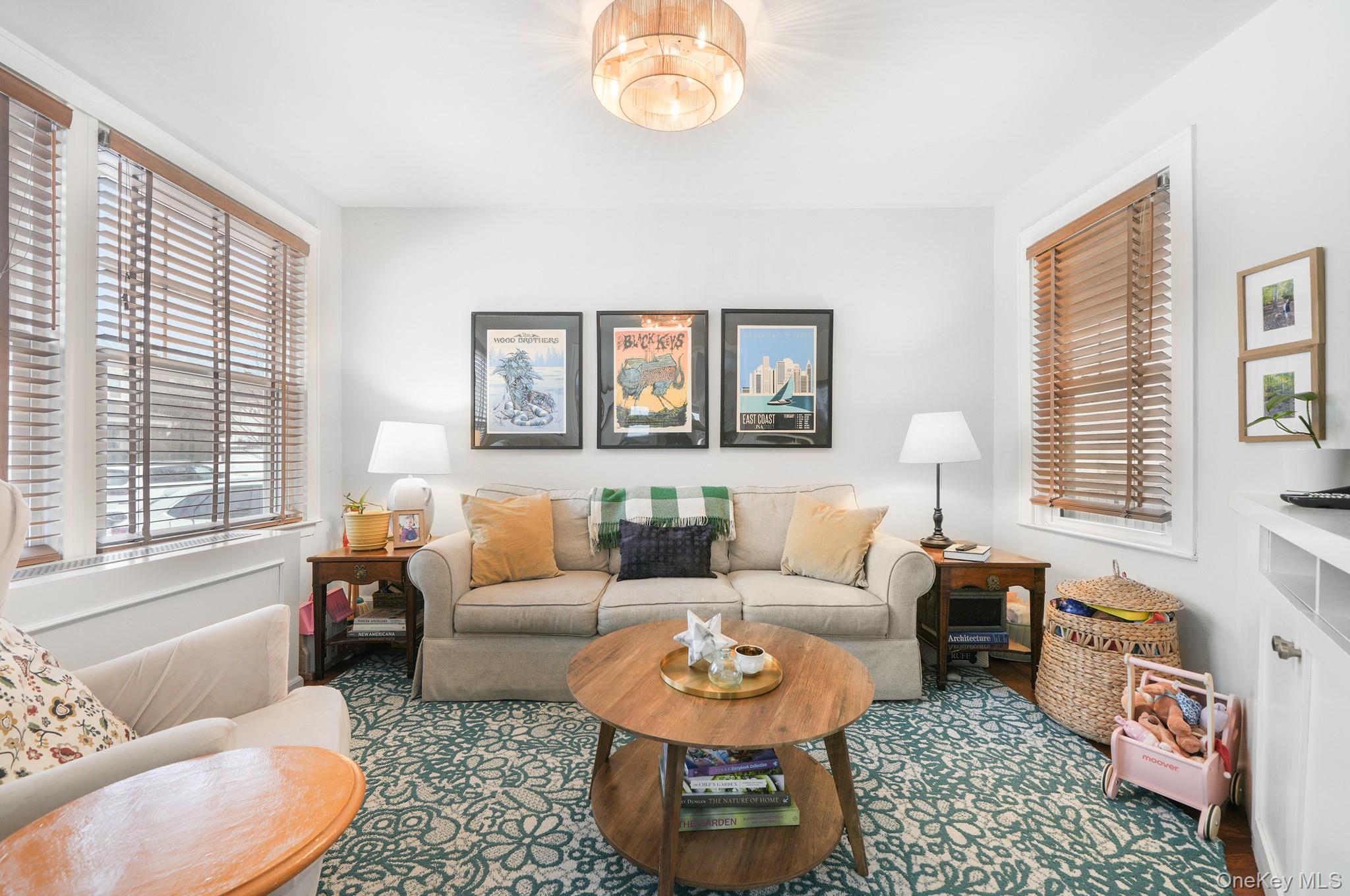 #7 photo, 54 Lakeview Avenue, Hartsdale , NY 10530