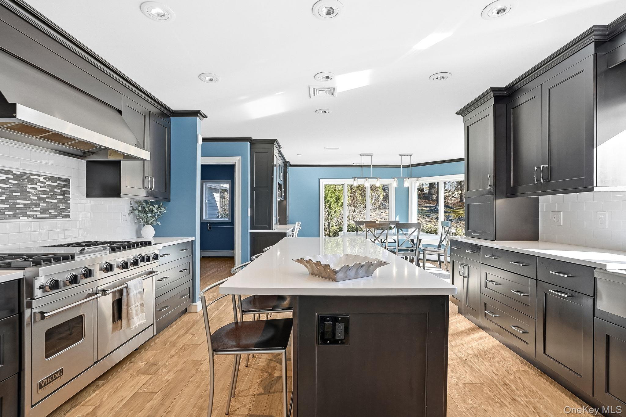 #13 photo, 2 Hemlock Rise, Armonk , NY 10504