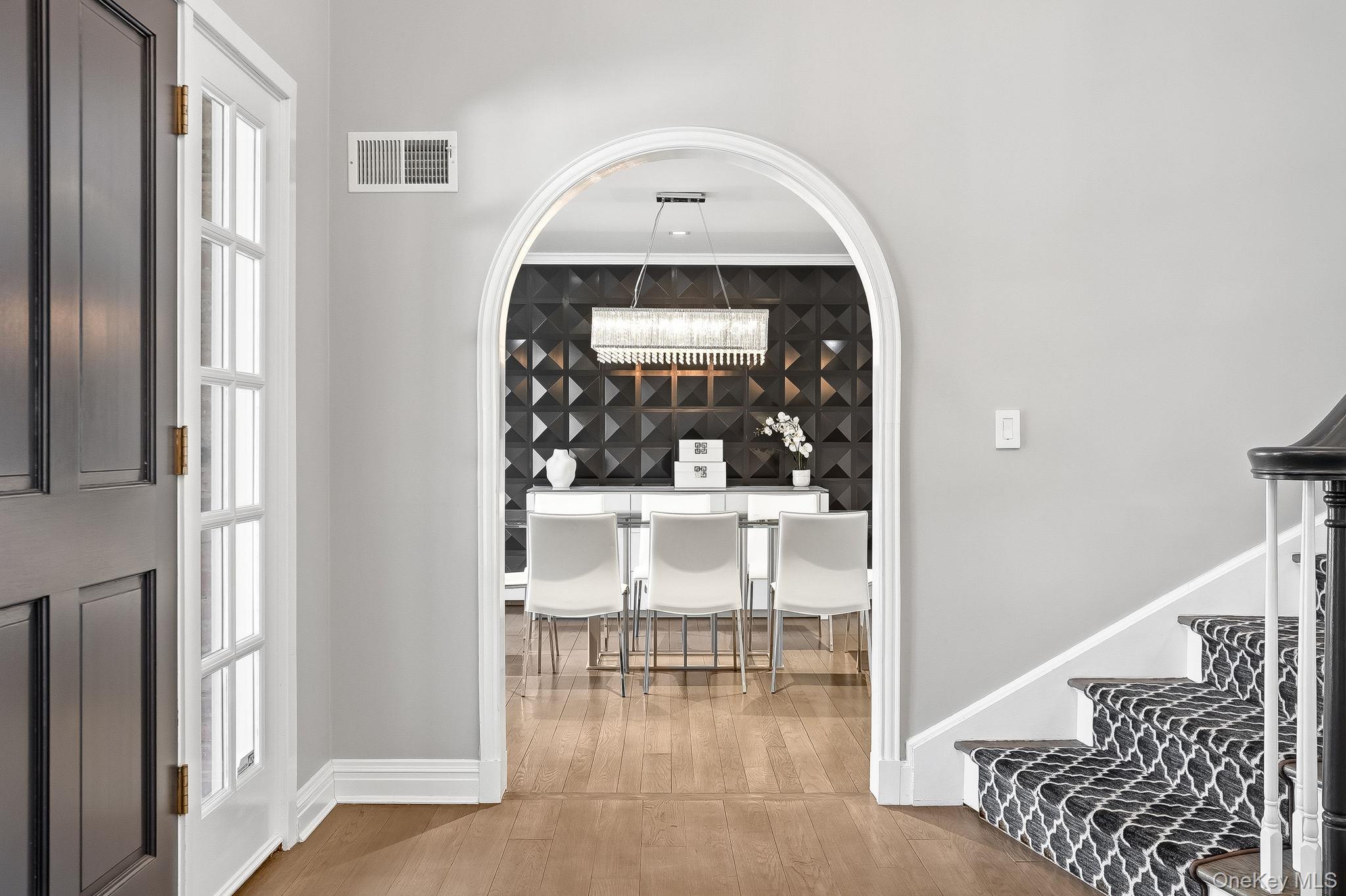 #5 photo, 2 Hemlock Rise, Armonk , NY 10504