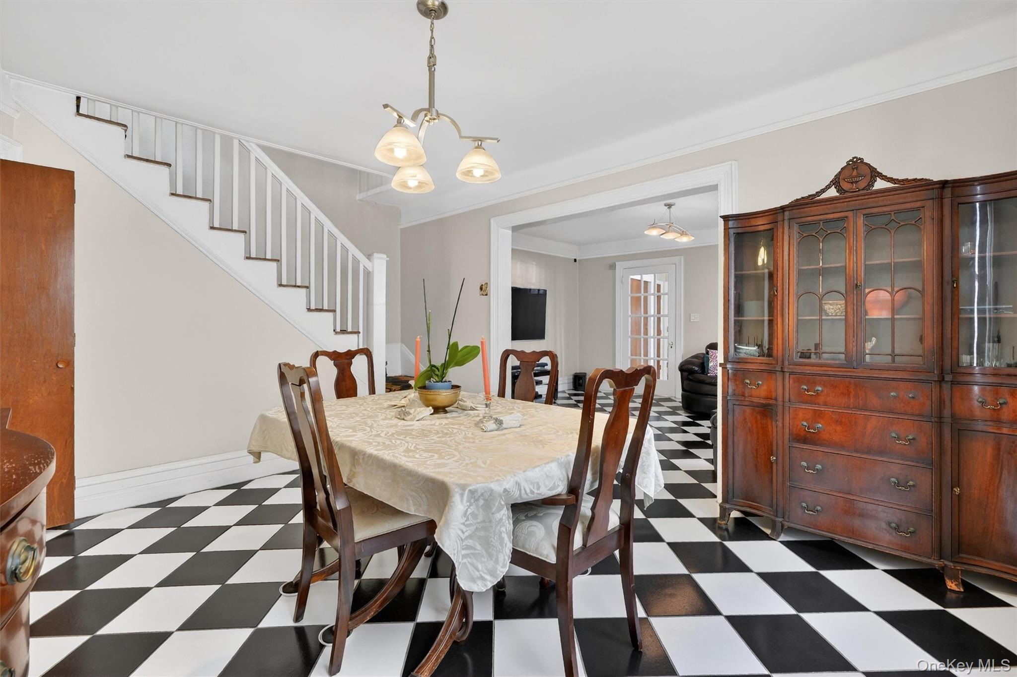 #9 photo, 2727 Matthews Avenue, 브롱크스 Bronx , NY 10467