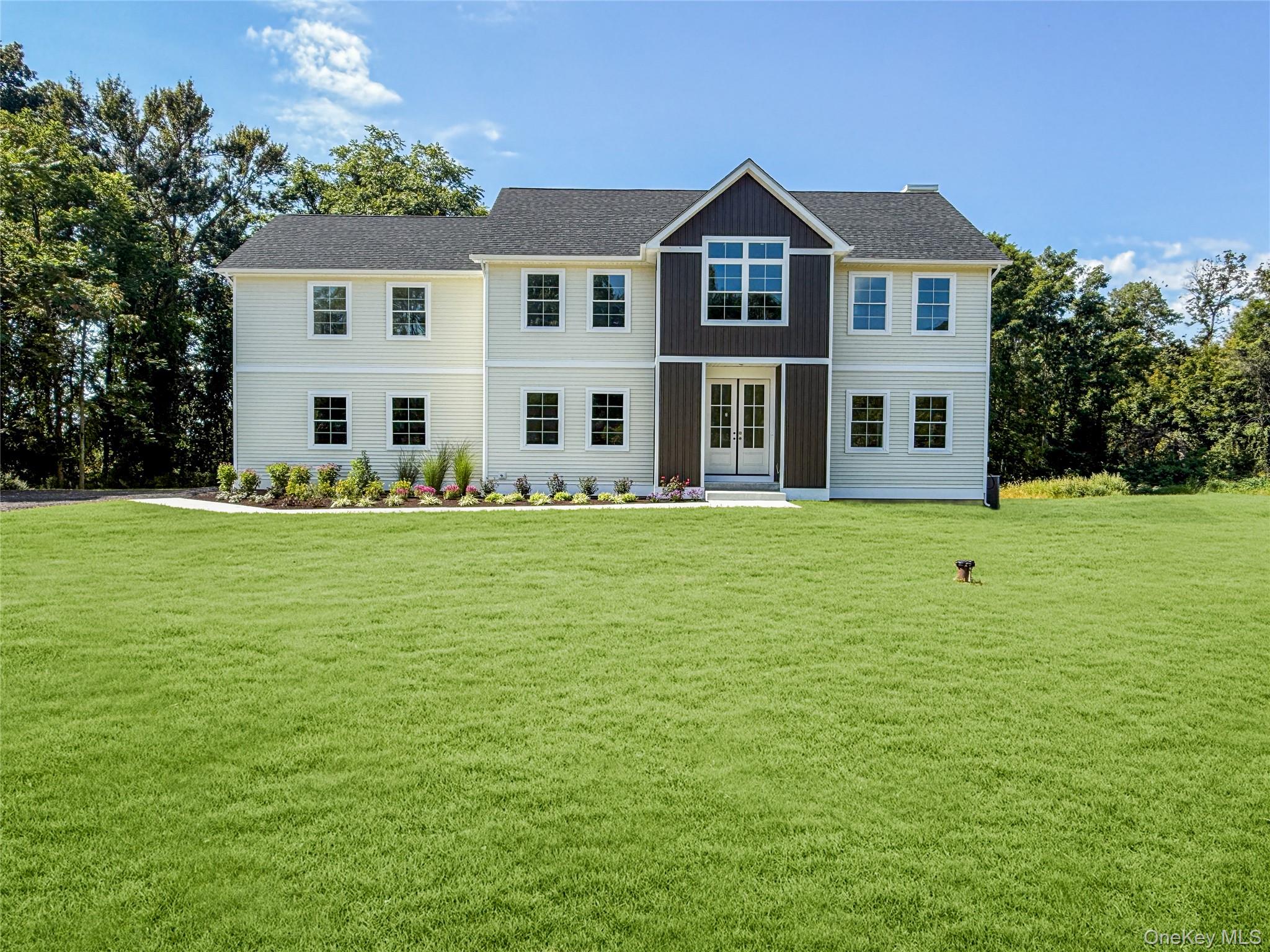 #1 photo, 7 Morrow Court, Walden , NY 12586