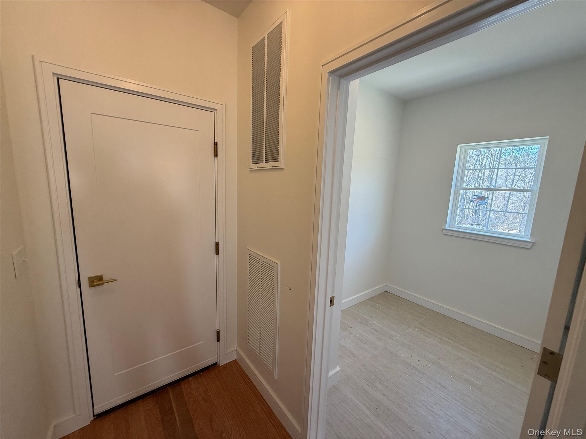 #12 photo, 7 Morrow Court, Walden , NY 12586