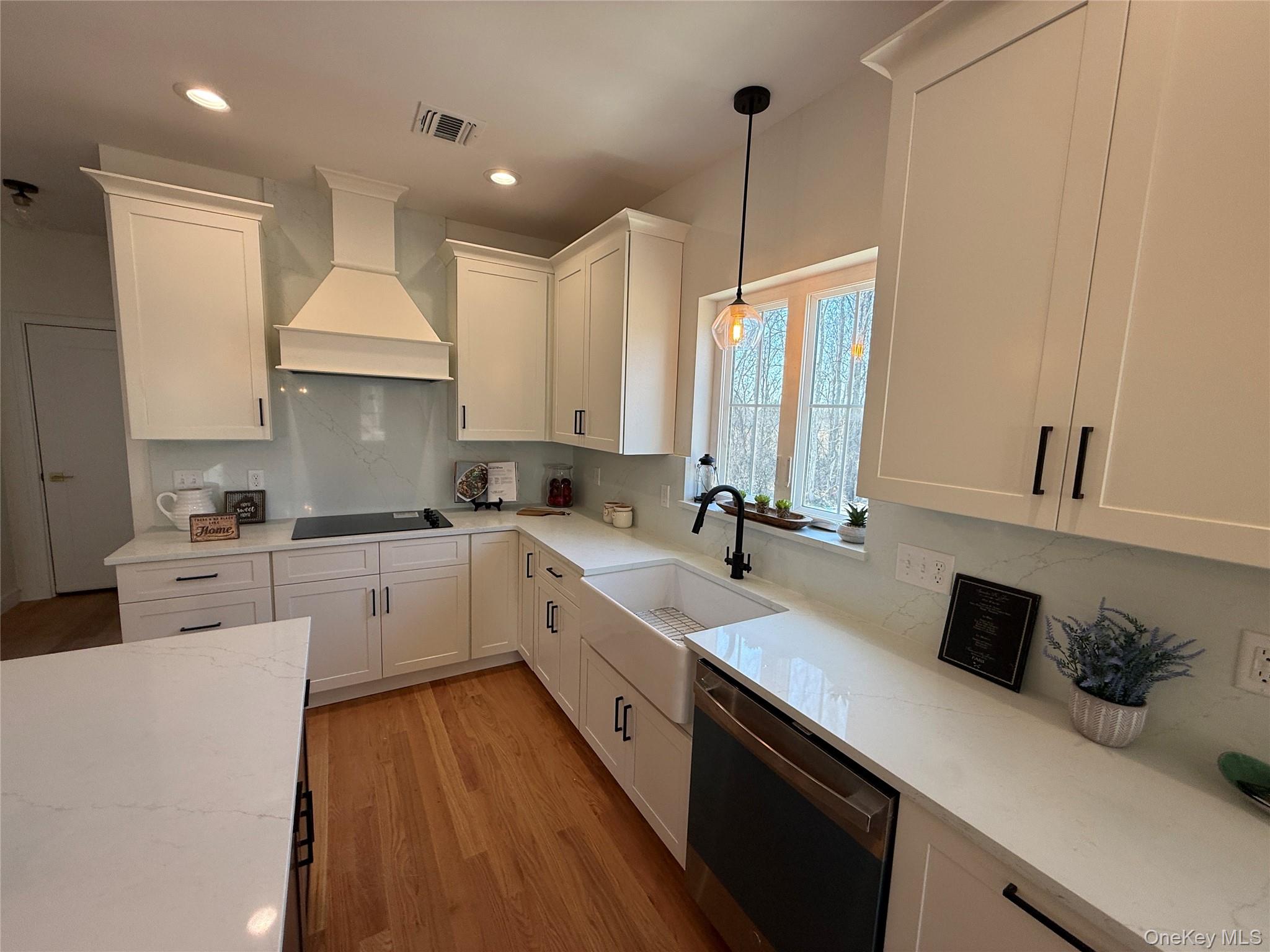 #7 photo, 7 Morrow Court, Walden , NY 12586