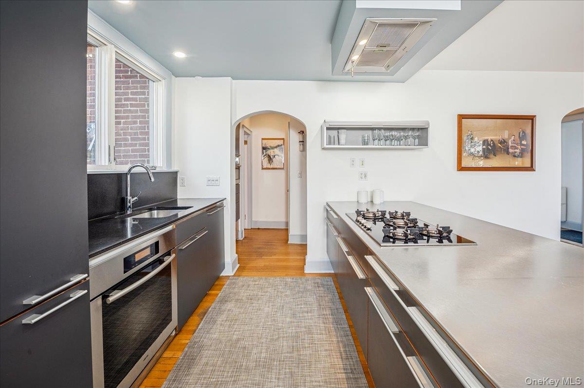 #17 photo, 61 Pinecrest Drive, Hastings-on-Hudson , NY 10706