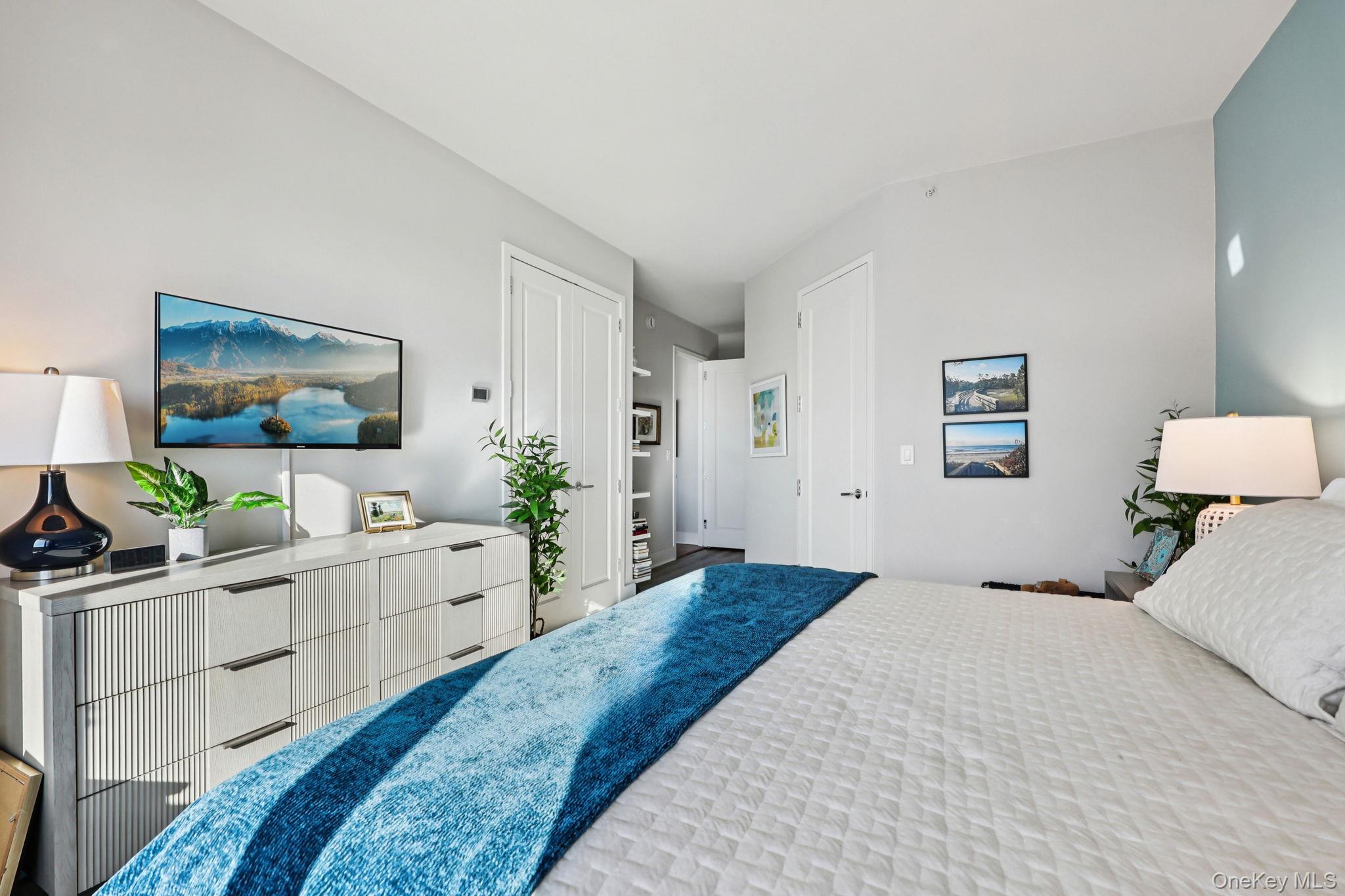 #18 photo, 175 Huguenot Street, New Rochelle , NY 10801