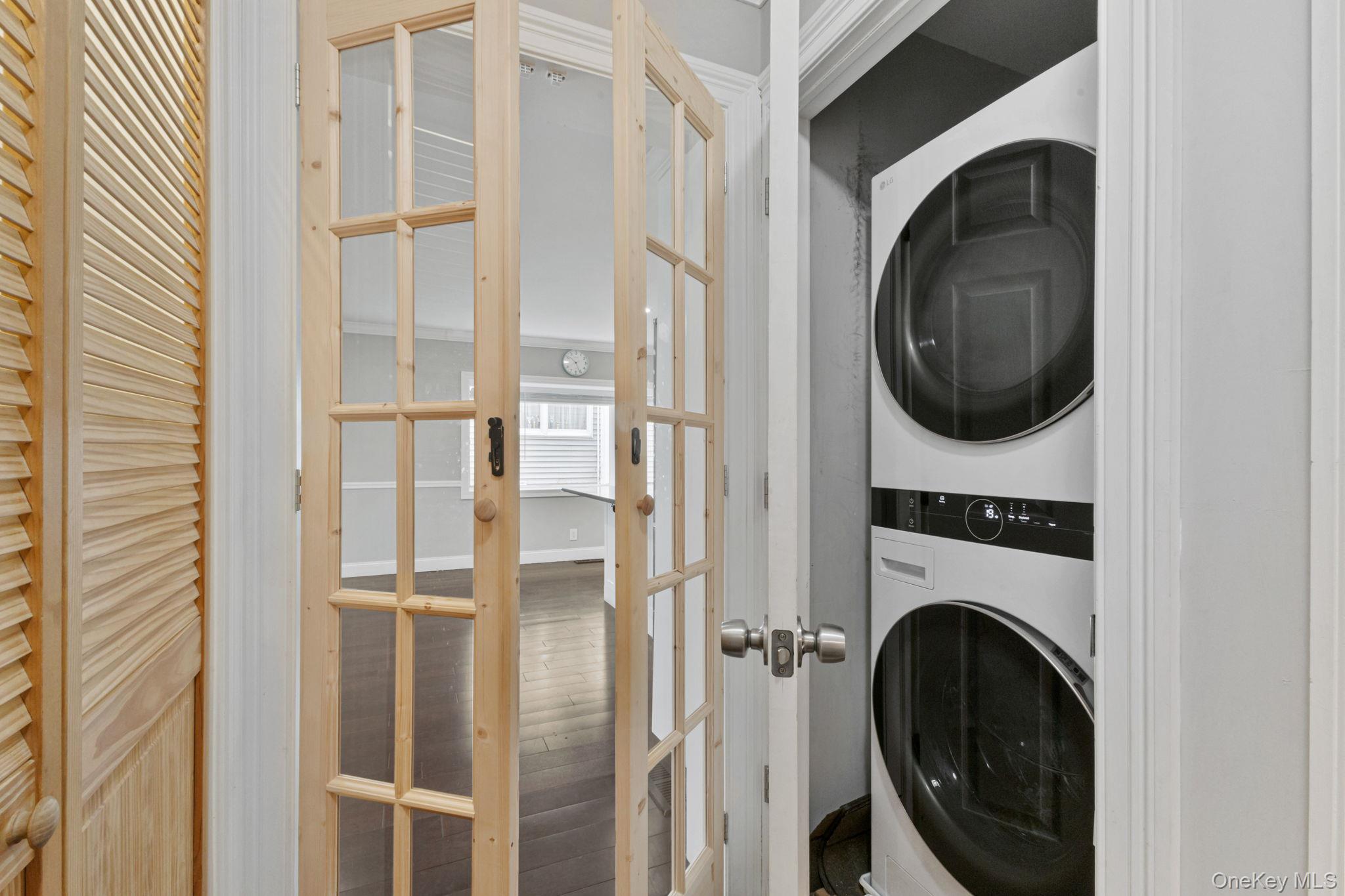 #19 photo, 43 Clifford Place, Harrison , NY 10528