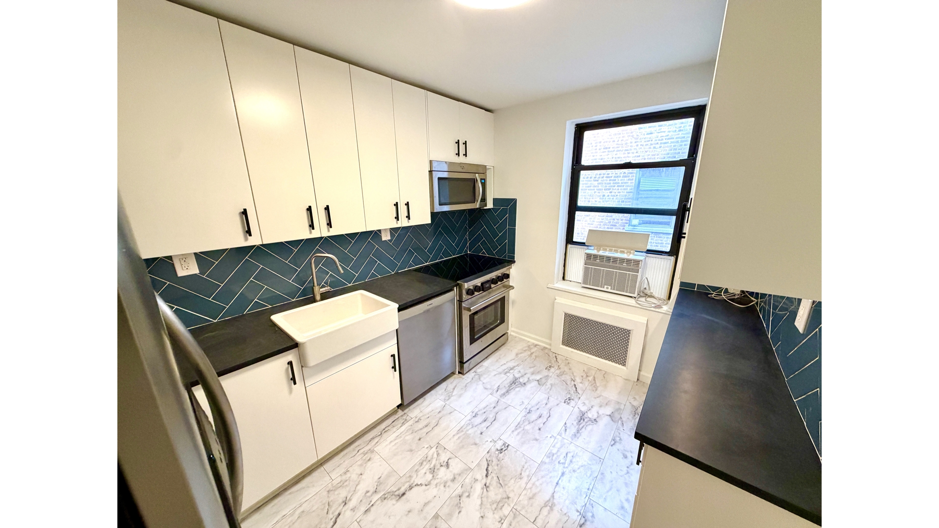 #5 photo, 445 W 240TH Street, 브롱크스 Fieldston , NY 10463