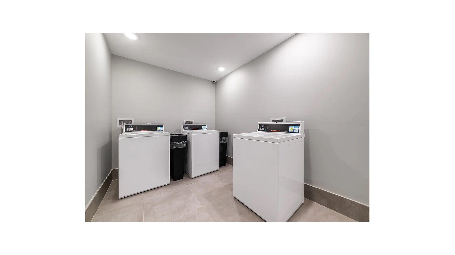 #7 photo, 1042 PRESIDENT Street, 브루클린 Crown Heights , NY 11225