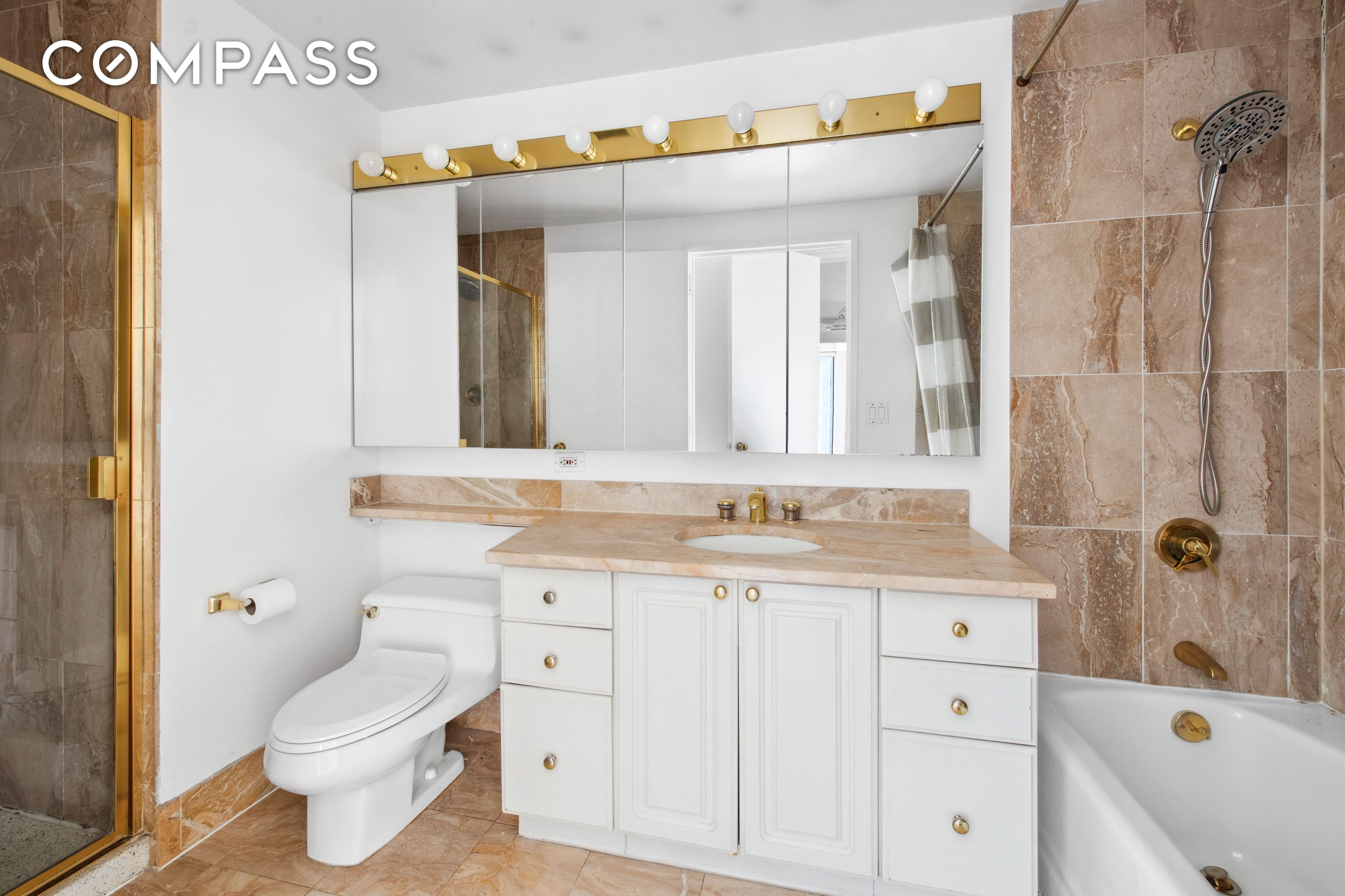 #10 photo, 201 W 72nd Street, Upper West Side , NY 10023