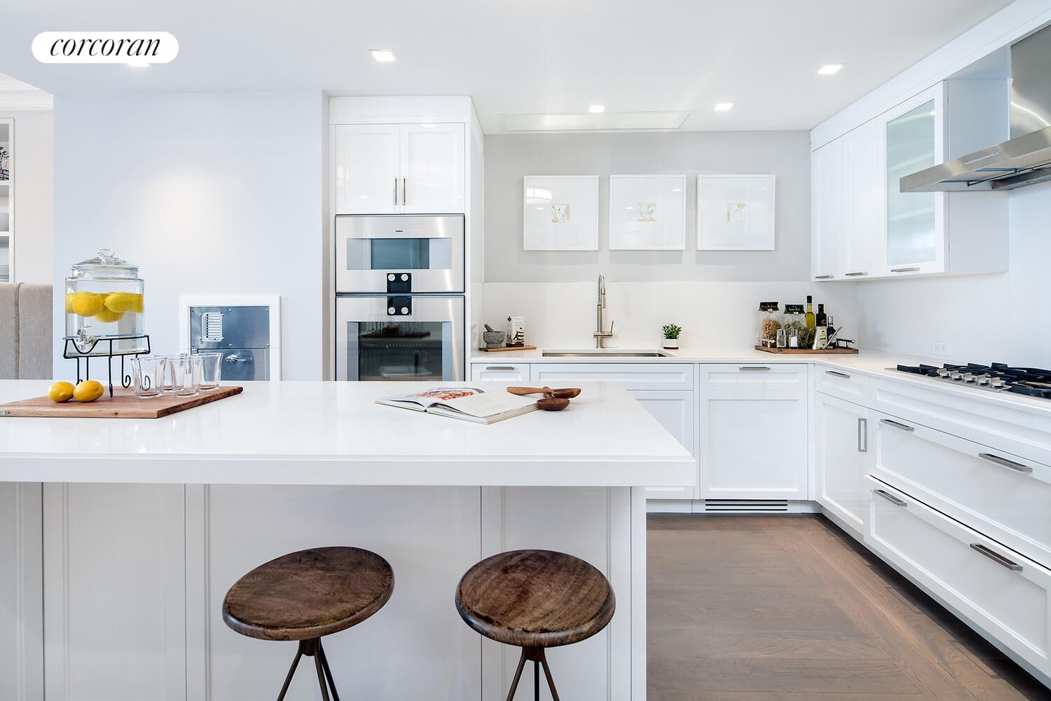 #15 photo, 40 E 72ND Street, Lenox Hill , NY 10021