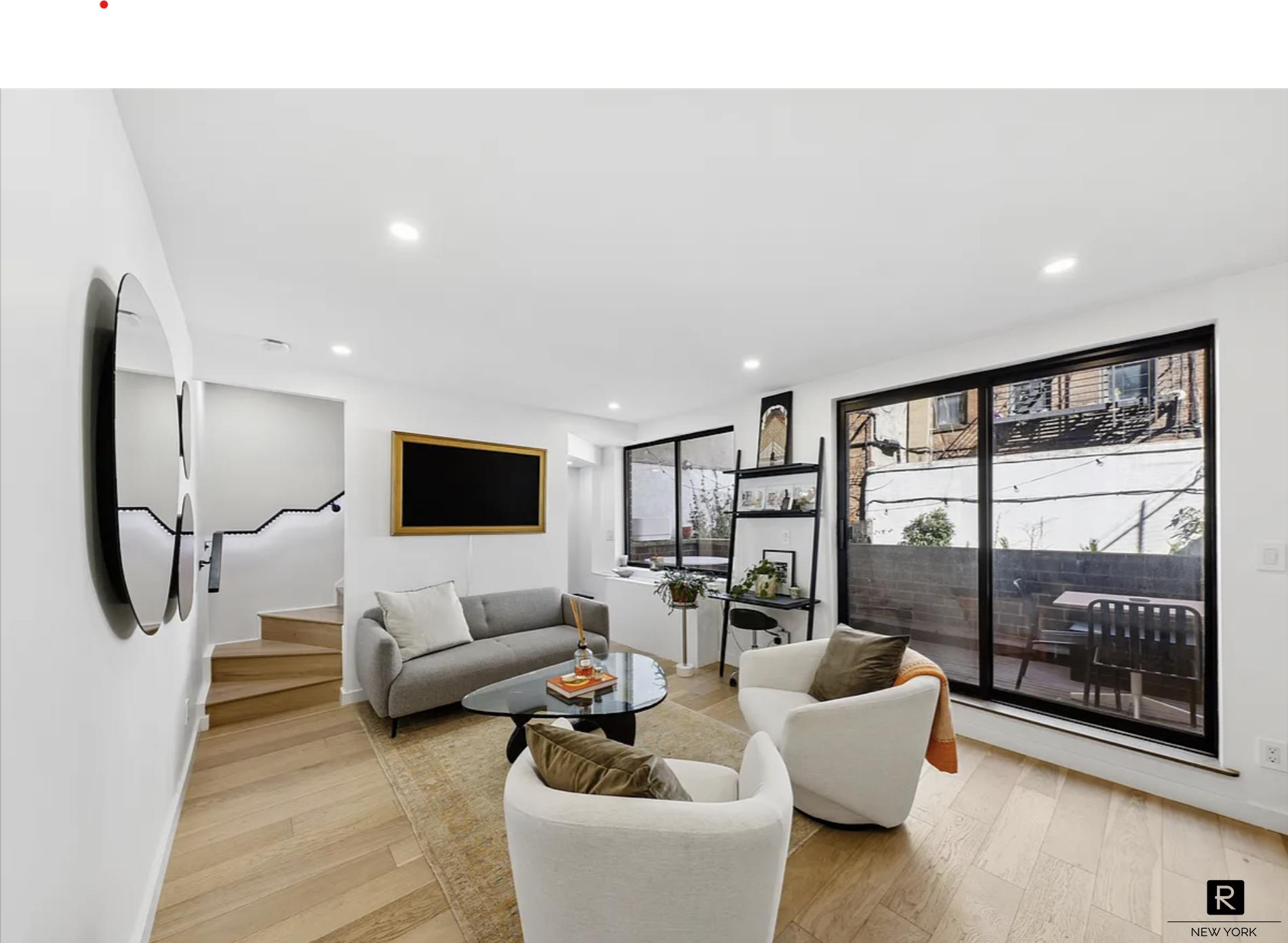 #1 photo, 239 E 10th Street, East Village , NY 10003