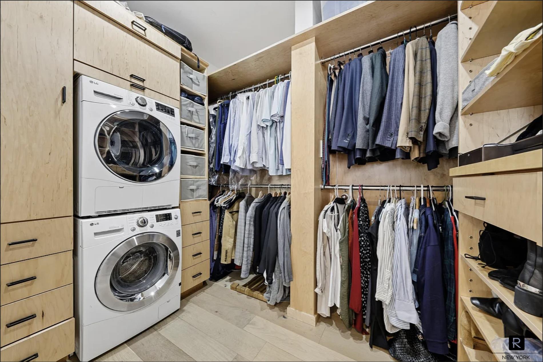 #14 photo, 239 E 10th Street, East Village , NY 10003