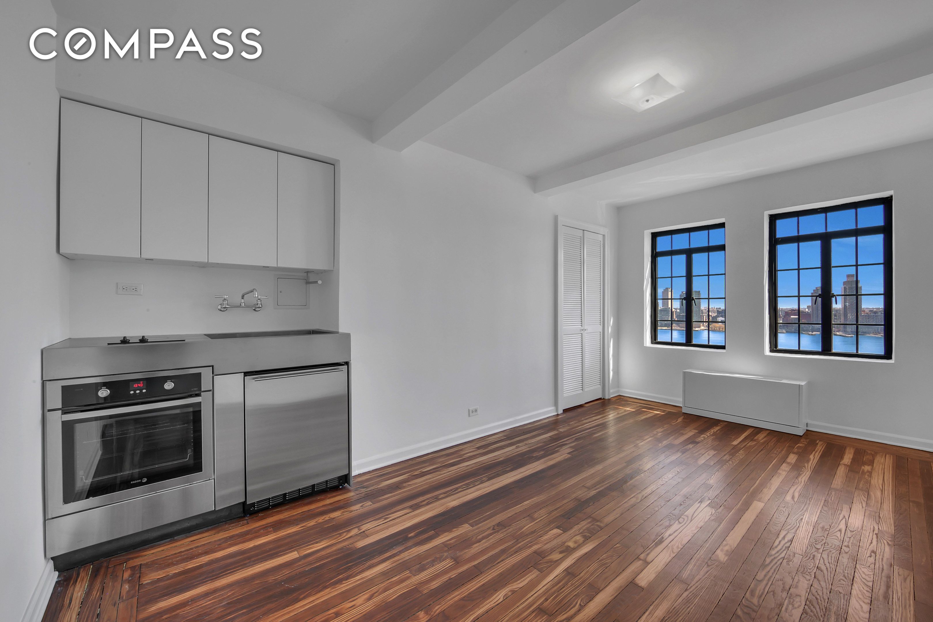 #1 photo, 5 Tudor City Place, Манхэттен ‖ Murray Hill , NY 10017