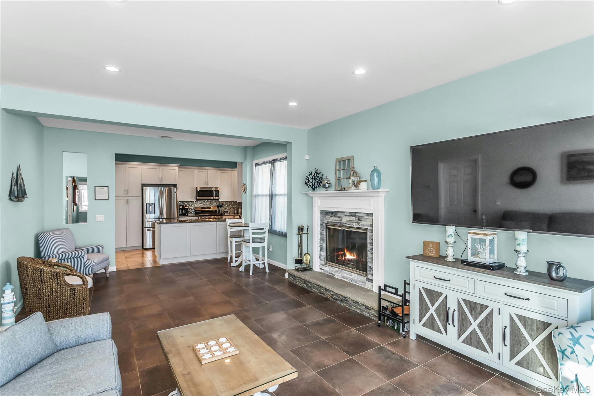 #13 photo, 3471 Bay Front Drive, Baldwin , NY 11510