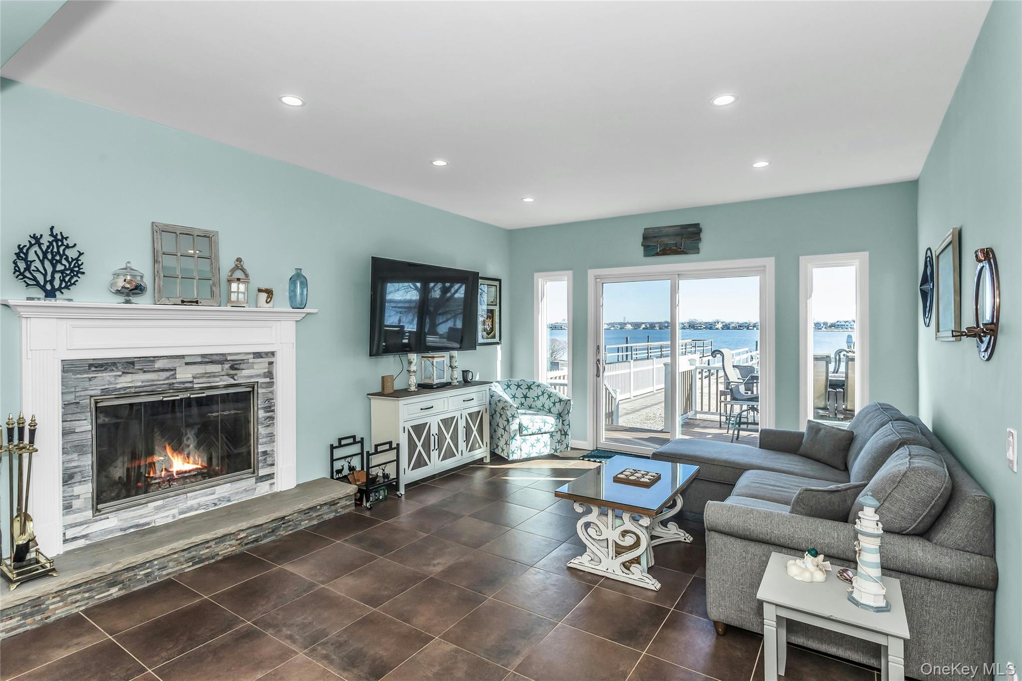 #15 photo, 3471 Bay Front Drive, Baldwin , NY 11510