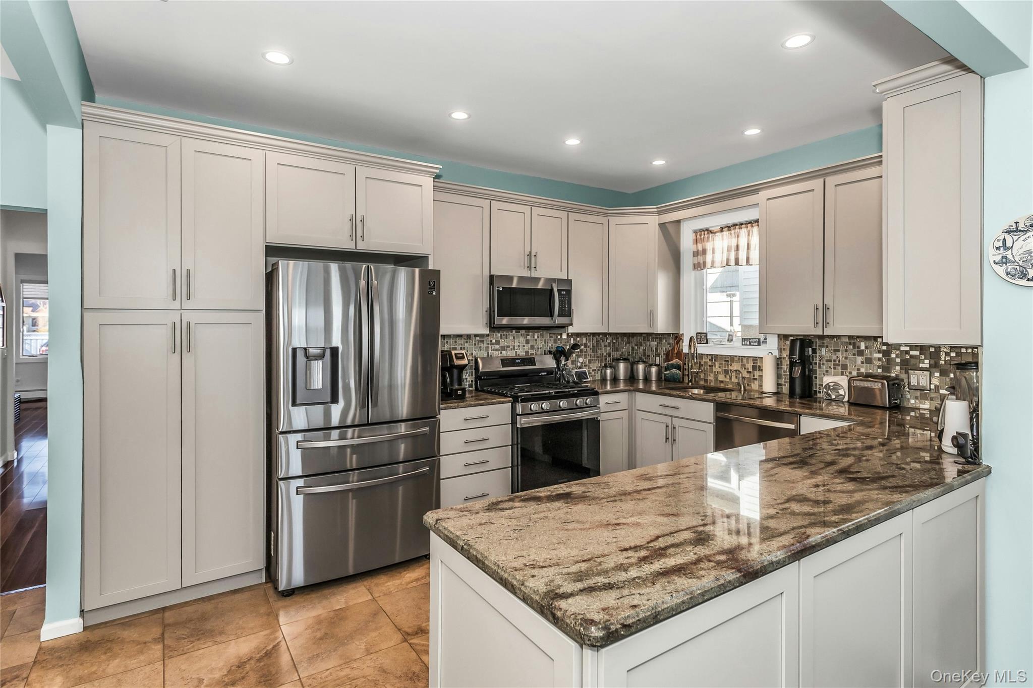 #9 photo, 3471 Bay Front Drive, Baldwin , NY 11510