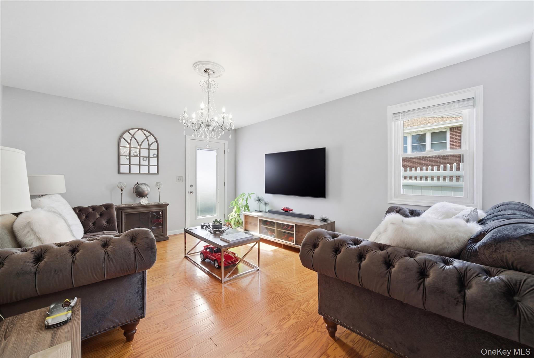 #7 photo, 1100 Jefferson Place, Baldwin , NY 11510