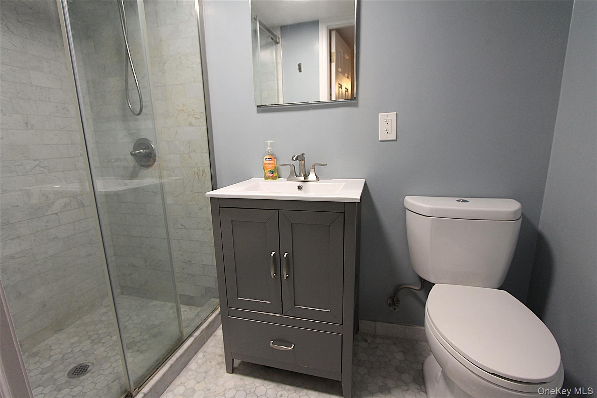 #20 photo, 61-21 81st Street, Middle Village , NY 11379