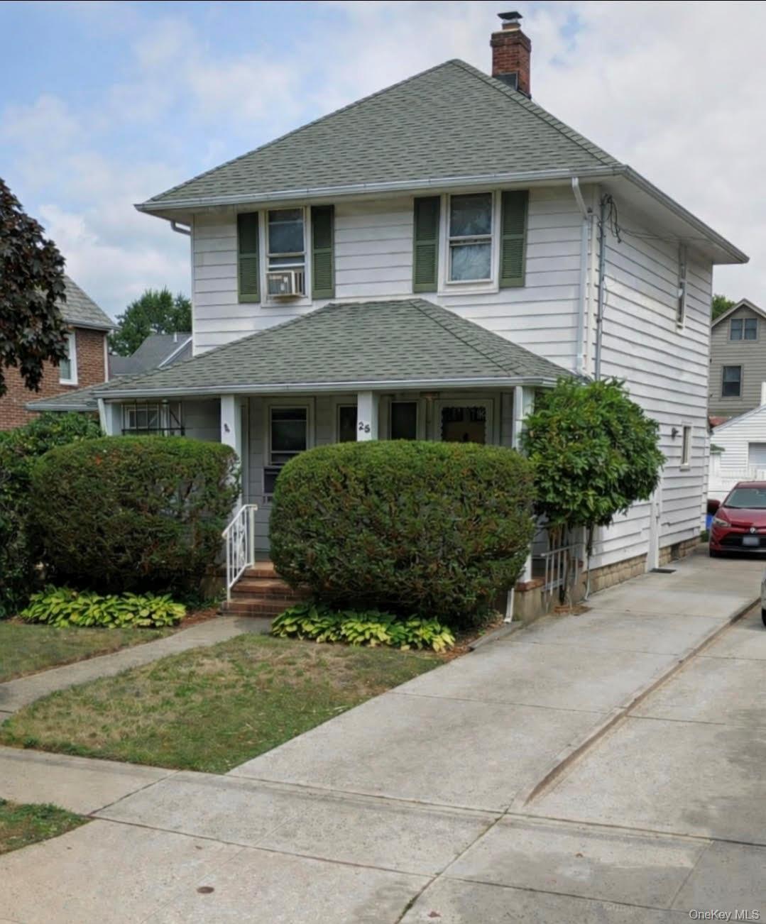 #1 photo, 25 Raymond Street, Rockville Centre , NY 11570