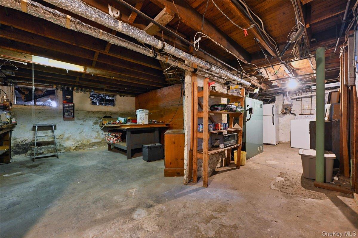 #19 photo, 25 Raymond Street, Rockville Centre , NY 11570