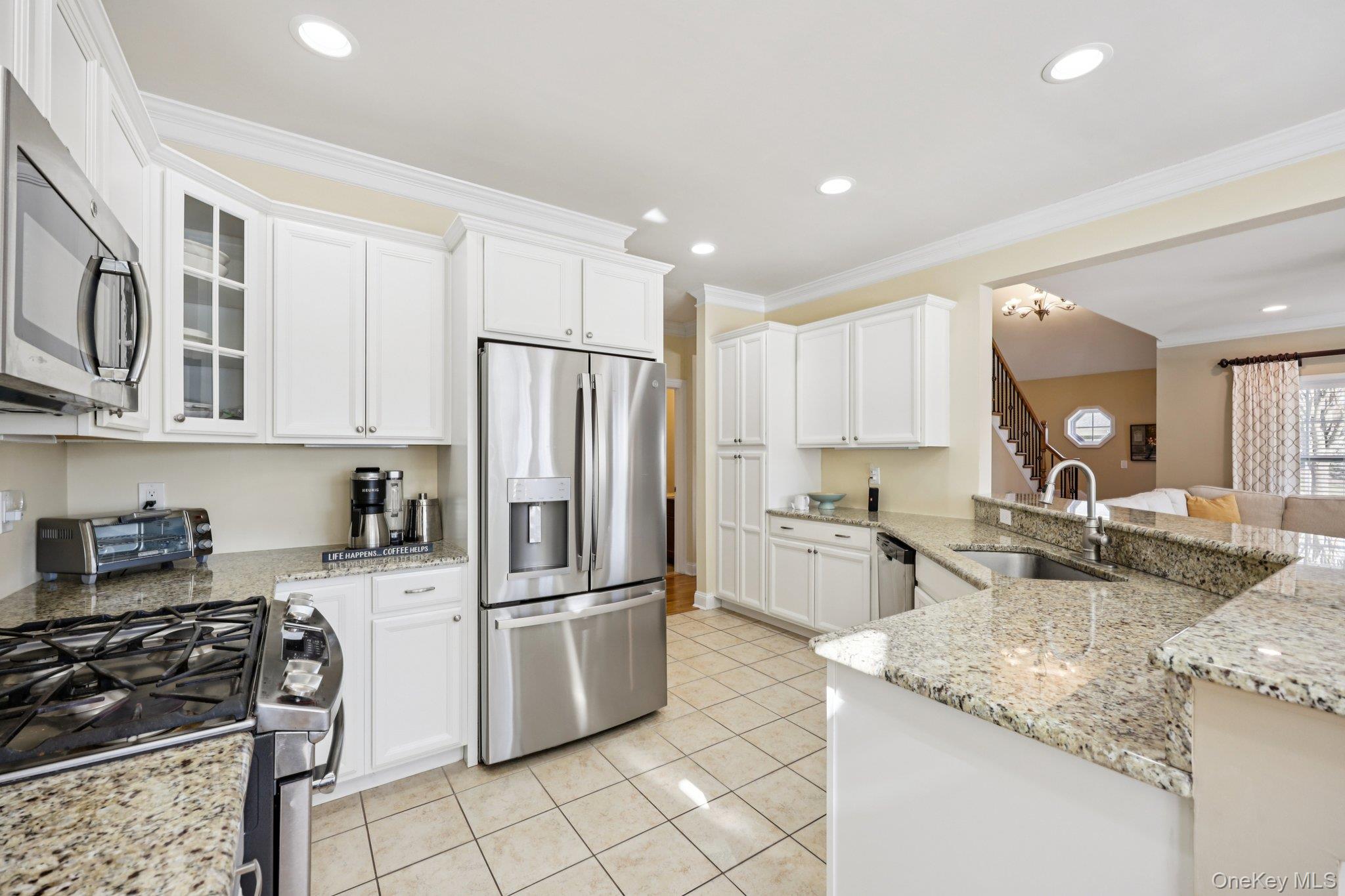 #18 photo, 153 Stoneleigh Drive, سوفولك Riverhead , NY 11901